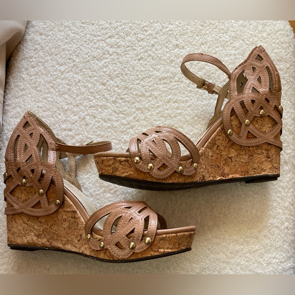 Adrienne Vittadini Carolina Cork Wedge sandals size 7